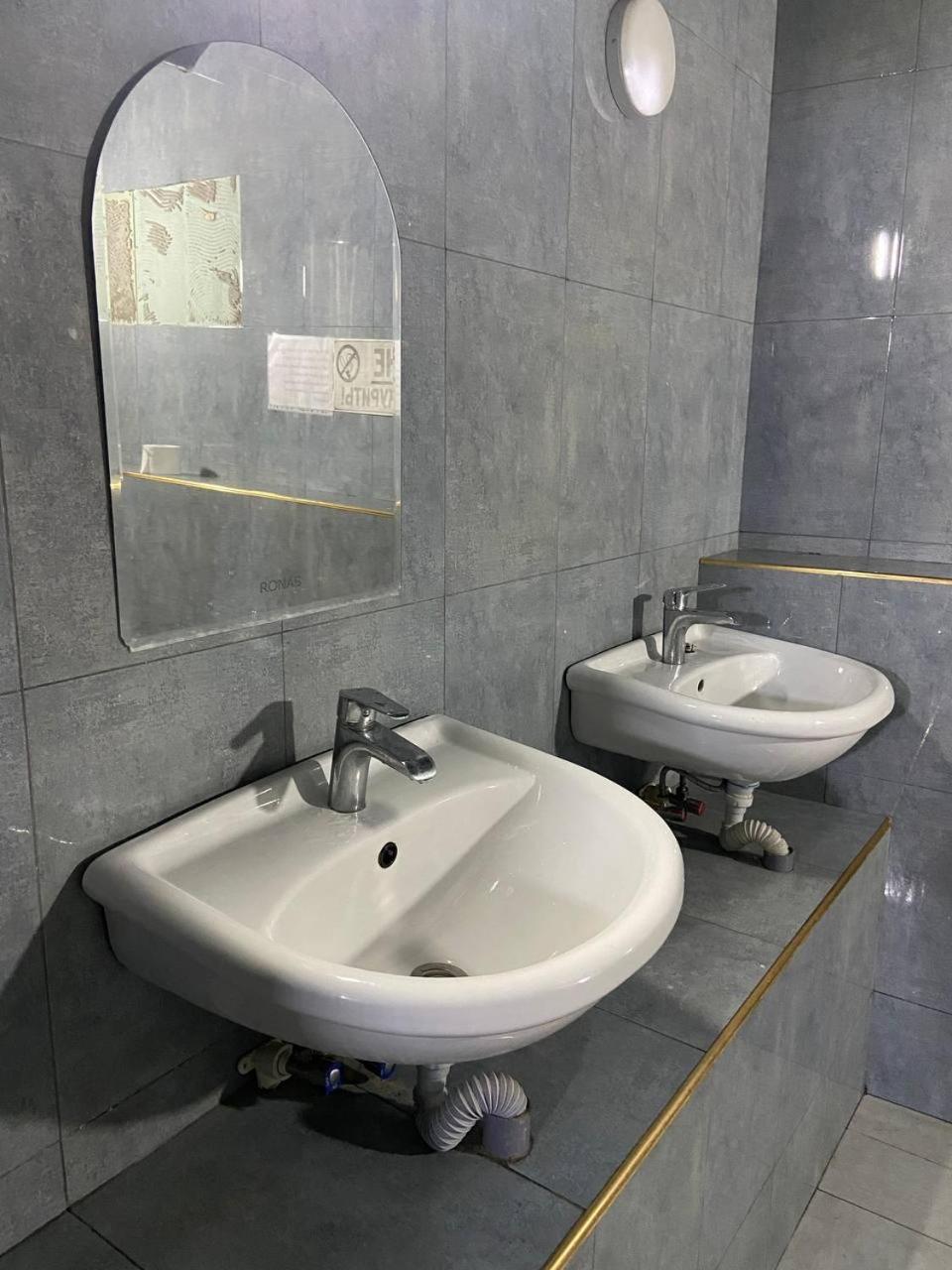 Hostel Na Bobura Tashkent Bagian luar foto