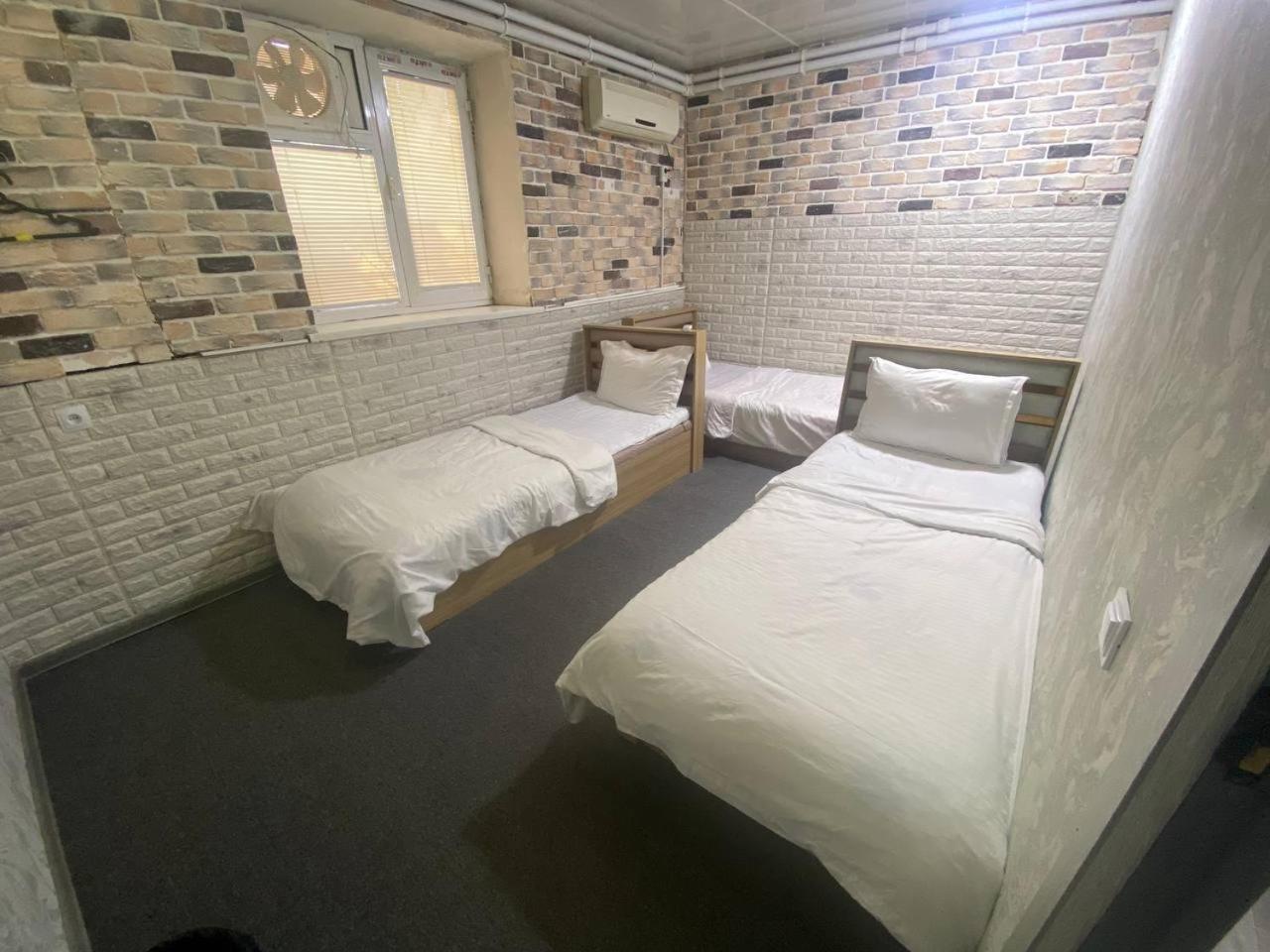 Hostel Na Bobura Tashkent Bagian luar foto